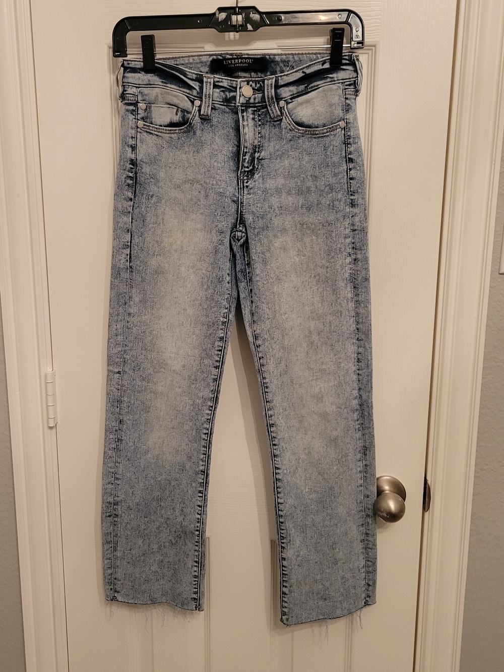Liverpool Light Acid Wash Straight-Leg Jeans - Light Blue